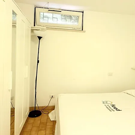 N091 - Numana, Nuova Taverna Bilocale Sx * Numana